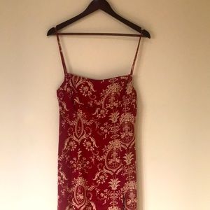 Urban Outfitters Red And White Patterned Maxi-Dress in Medium